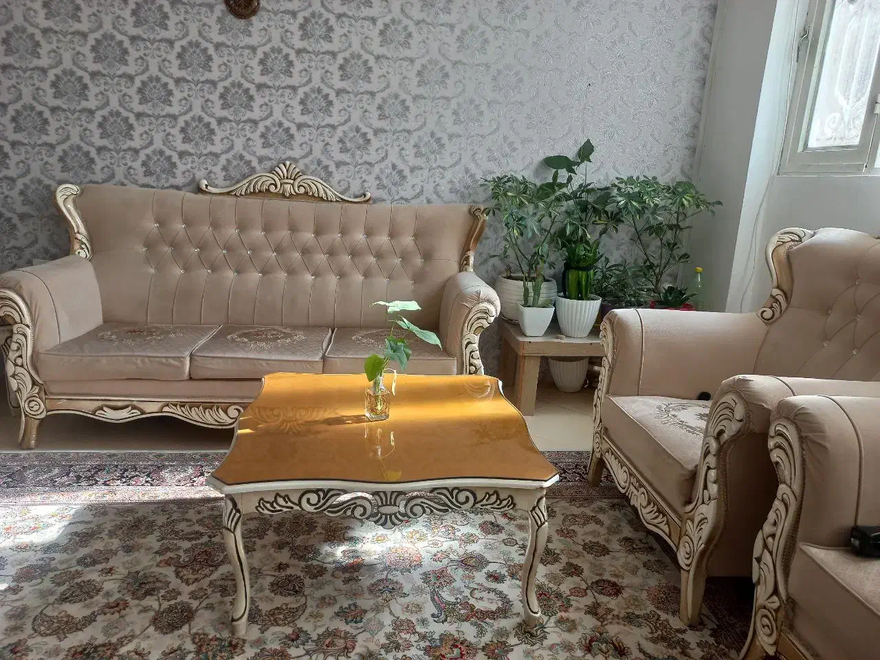 مبل ۷نفره|مبلمان خانگی و میز عسلی|مشهد, رضاییه|دیوار