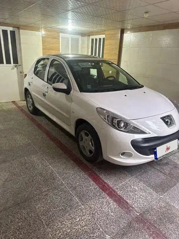 پانا ۲۰۷ ارتقا یافته سفید رینگ آلمینیوم|خودرو سواری و وانت|شیراز, شهرک بهشتی|دیوار