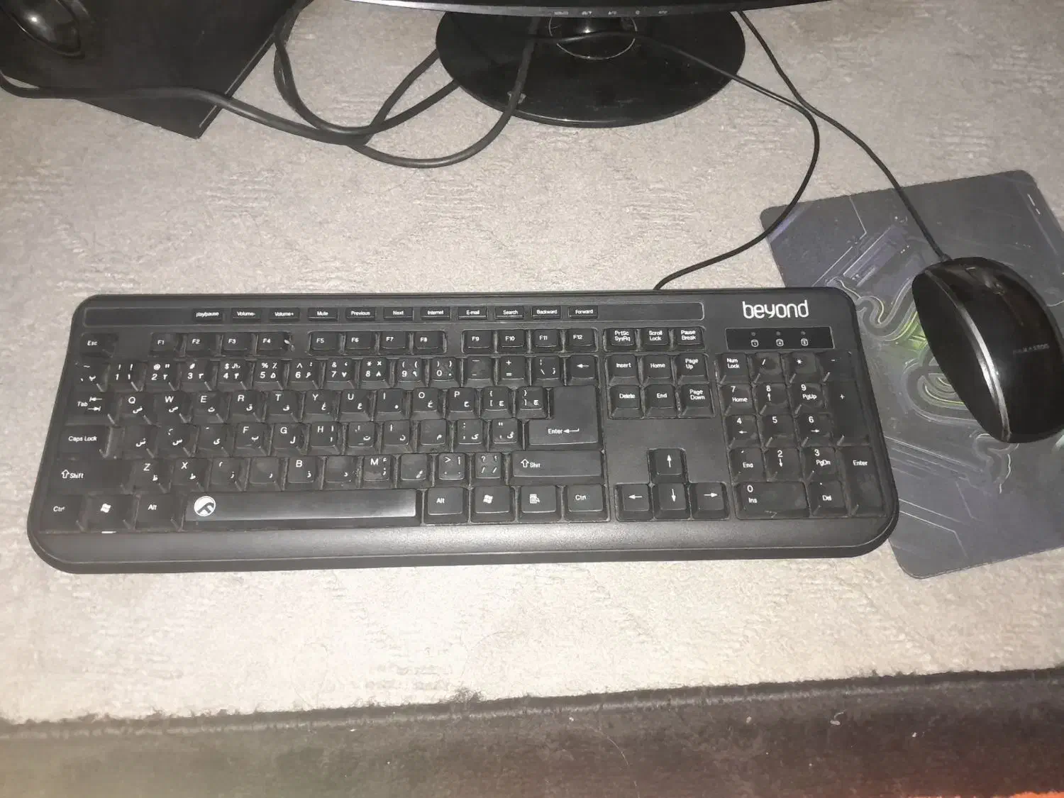 کامپیوتر|رایانه رومیزی|رشت, کوی فکوری|دیوار