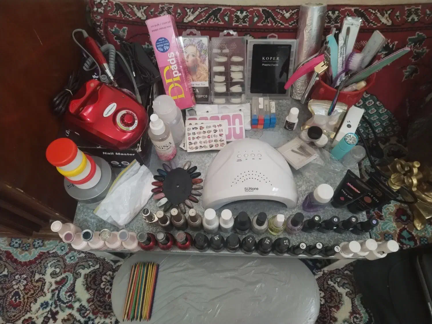 لوازم کاشت ناخن|آرایشی، بهداشتی، درمانی|سبزوار, چهارراه فرودگاه|دیوار