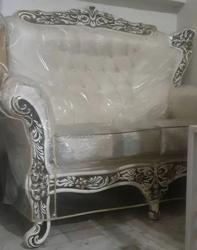 مبل سلطنتی|مبلمان خانگی و میز عسلی|تهران, قیام|دیوار