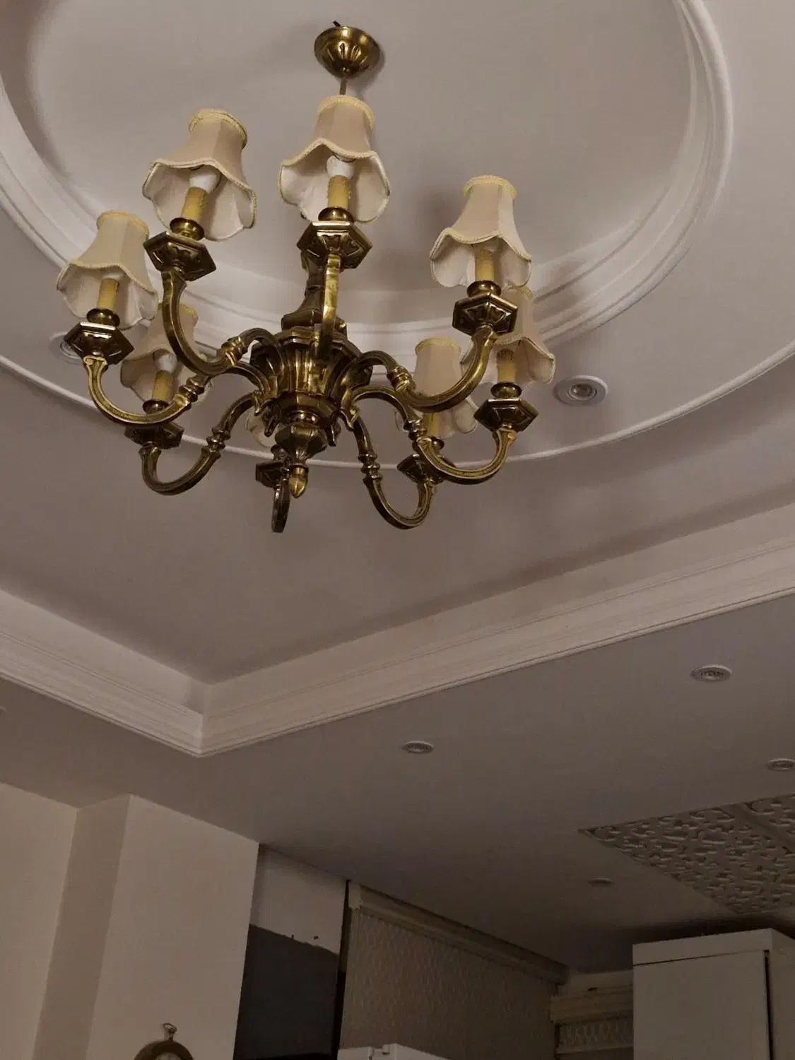 لوستر برنز ۶ شاخه و آباژور  ایستاده برنز پایه سنگ|لوستر و چراغ آویز|تهران, ونک|دیوار