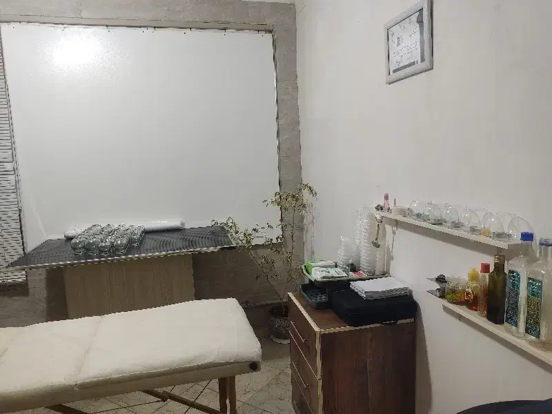 حجامت، زالودرمانی،بادکش درمانی در پرند|خدمات آرایشگری و زیبایی|پرند, فاز ۵|دیوار