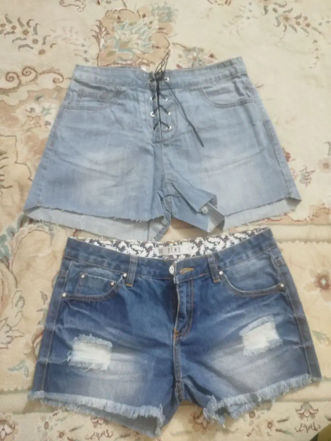 شلوارک|لباس|صدرا-فارس, فاز ۲|دیوار