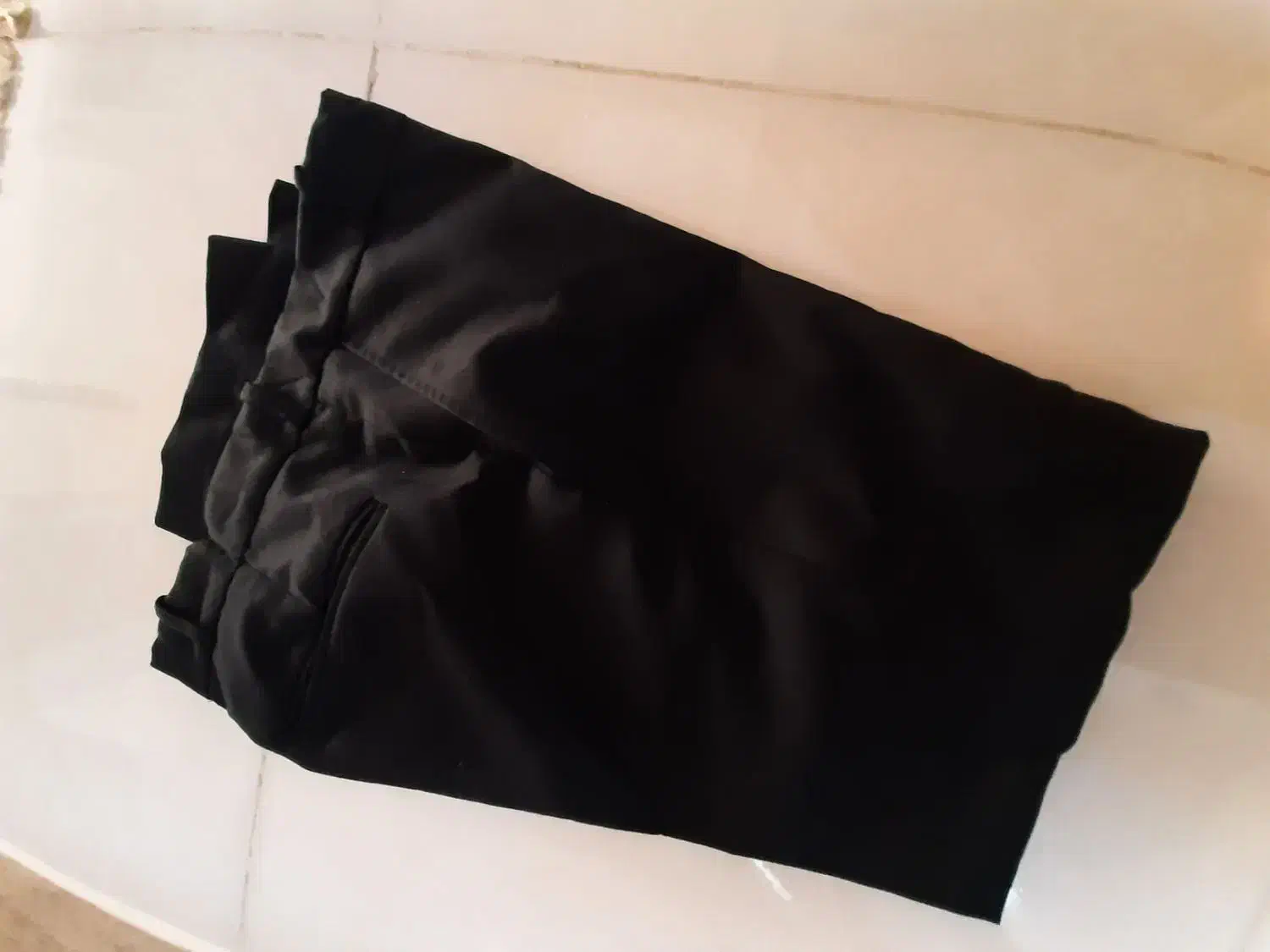 مانتو و اشانتیون|لباس|بروجرد, |دیوار