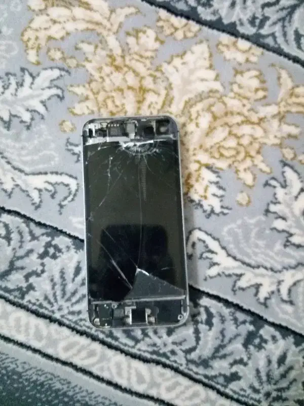 گوشی  ایفون ۵s|موبایل|بیرجند, |دیوار