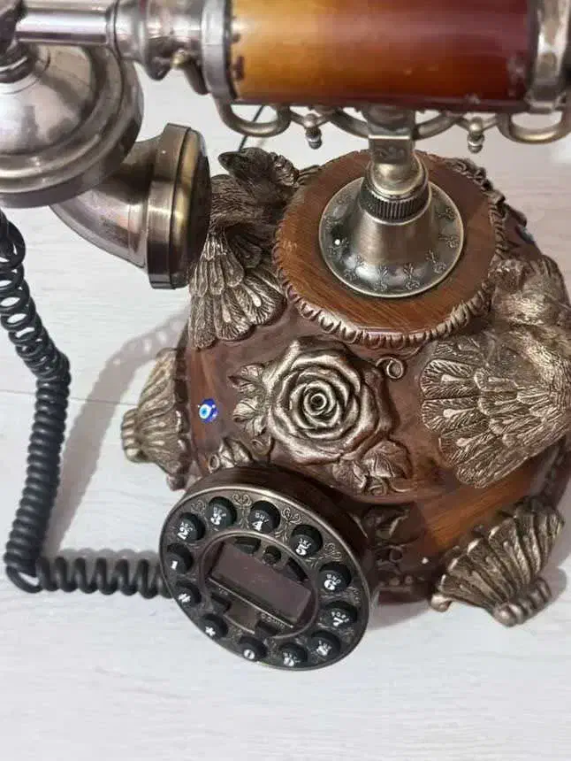 تلفن رومیزی برنزی|تلفن رومیزی|تبریز, |دیوار