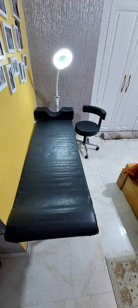 تخت مژه در حد نو|آرایشگاه و سالن‌های زیبایی|اسلام‌شهر, شهرک واوان|دیوار