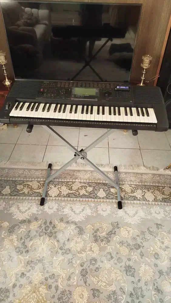 ارگ حرفه ای a3 بسیار تمیز بدون ایراد|پیانو، کیبورد، آکاردئون|تبریز, |دیوار