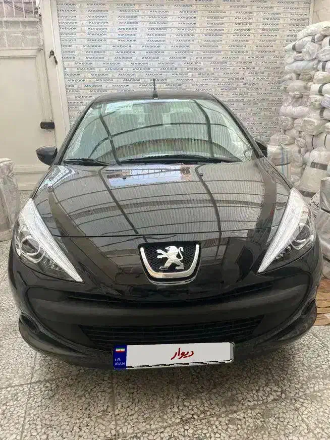 ۲۰۷ سقف فلز|خودرو سواری و وانت|شهر ری, بازار آهن|دیوار