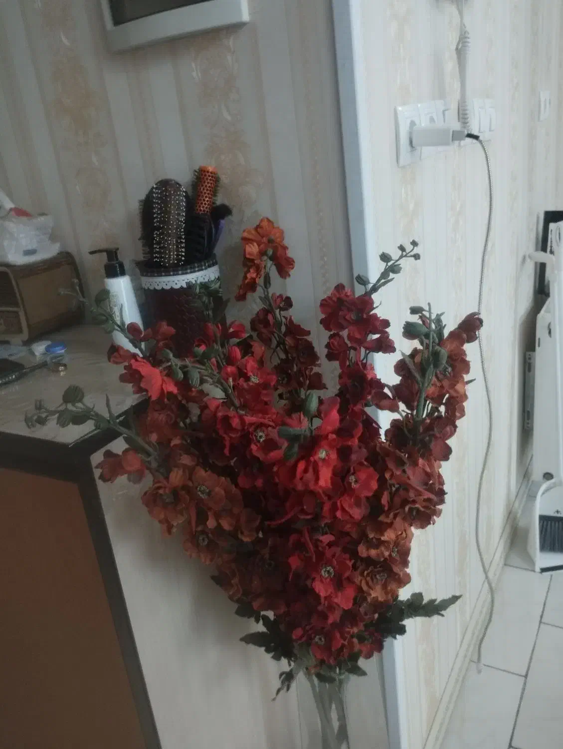 ۹شاخه گل مصنوعی|گل مصنوعی|تهران, اتابک|دیوار