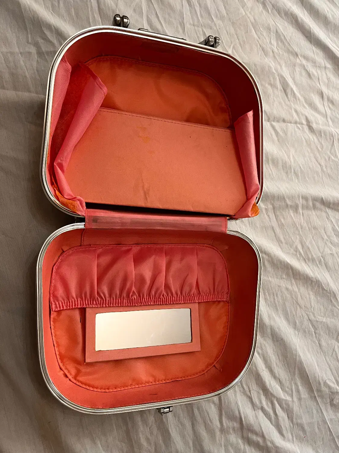 جعبه کیف ارایشی|آرایشی، بهداشتی، درمانی|بناب, |دیوار