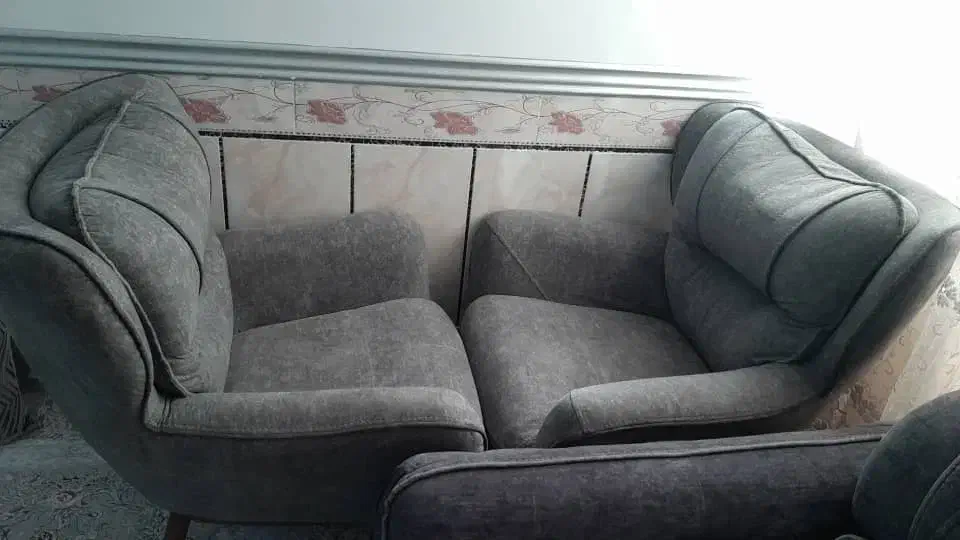 ۱دست مبل ۸نفر|مبلمان خانگی و میز عسلی|زابل, |دیوار