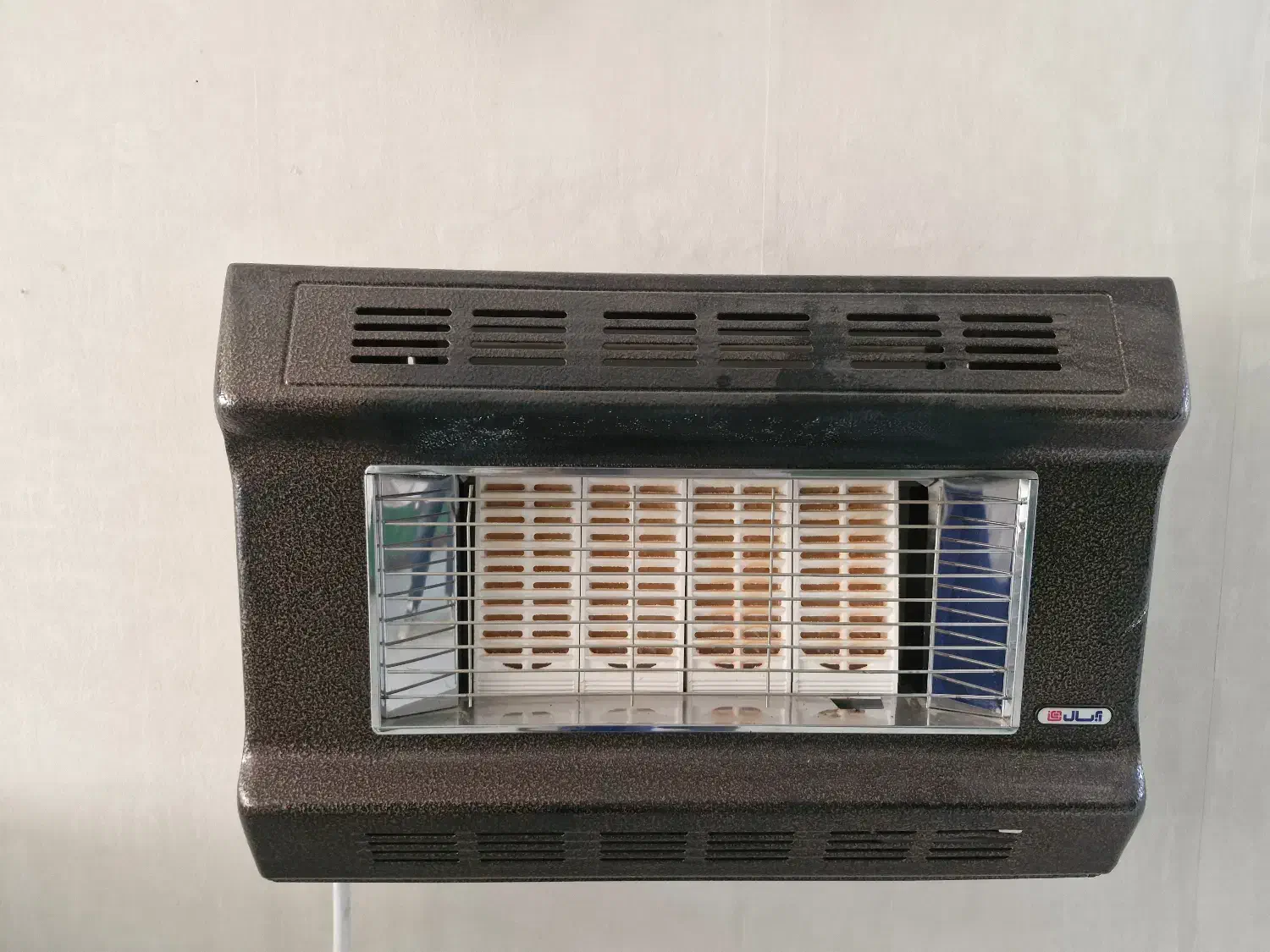 بخاری گازی آبسال کارکرده تمیز|بخاری، هیتر، شومینه|هشتگرد, فاز ۱ مهستان|دیوار