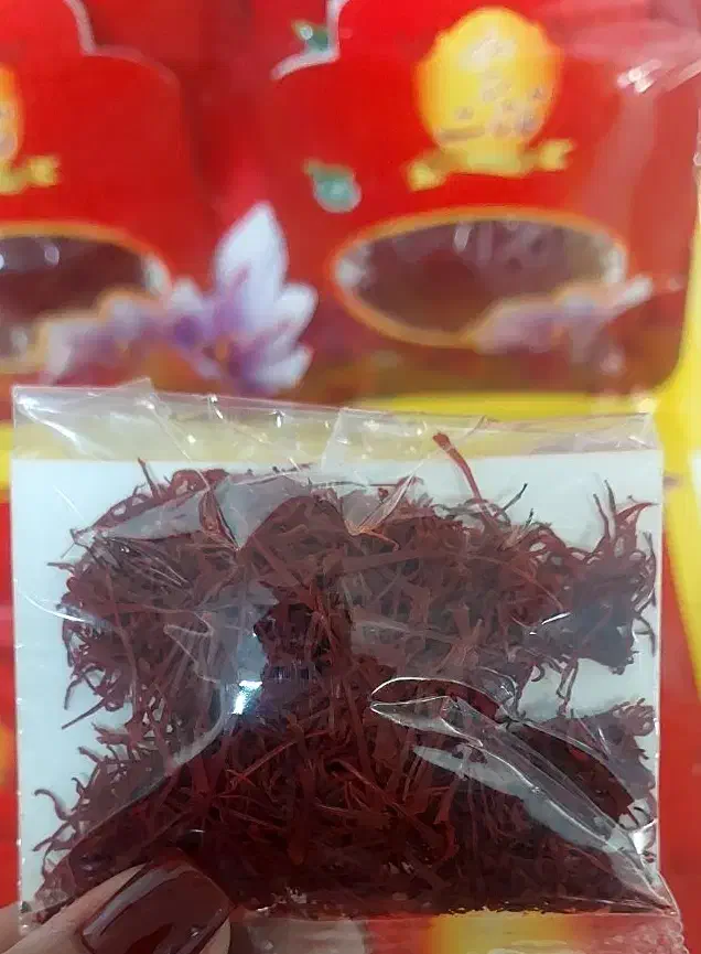 پخش عمده زعفران یکمثقالی فقط و فقط (۹۸ هزار تومان)|خوردنی و آشامیدنی|اسلامشهر, باغ فیض|دیوار