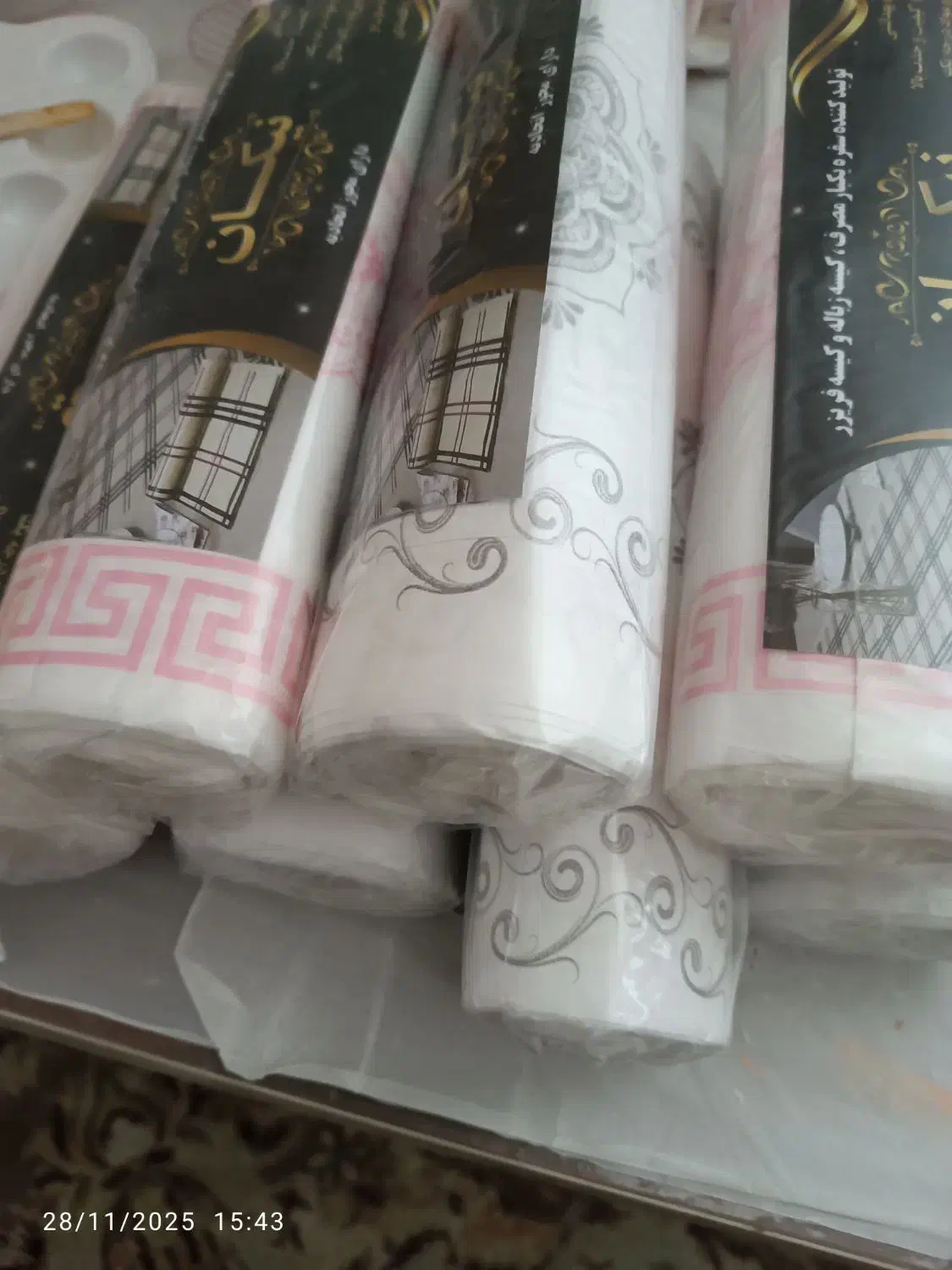 سفره یکبار مصرف پلاستیک فریزر شمع|ظروف نگهدارنده، پلاستیکی، یک‌بارمصرف|خرم‌آباد, |دیوار