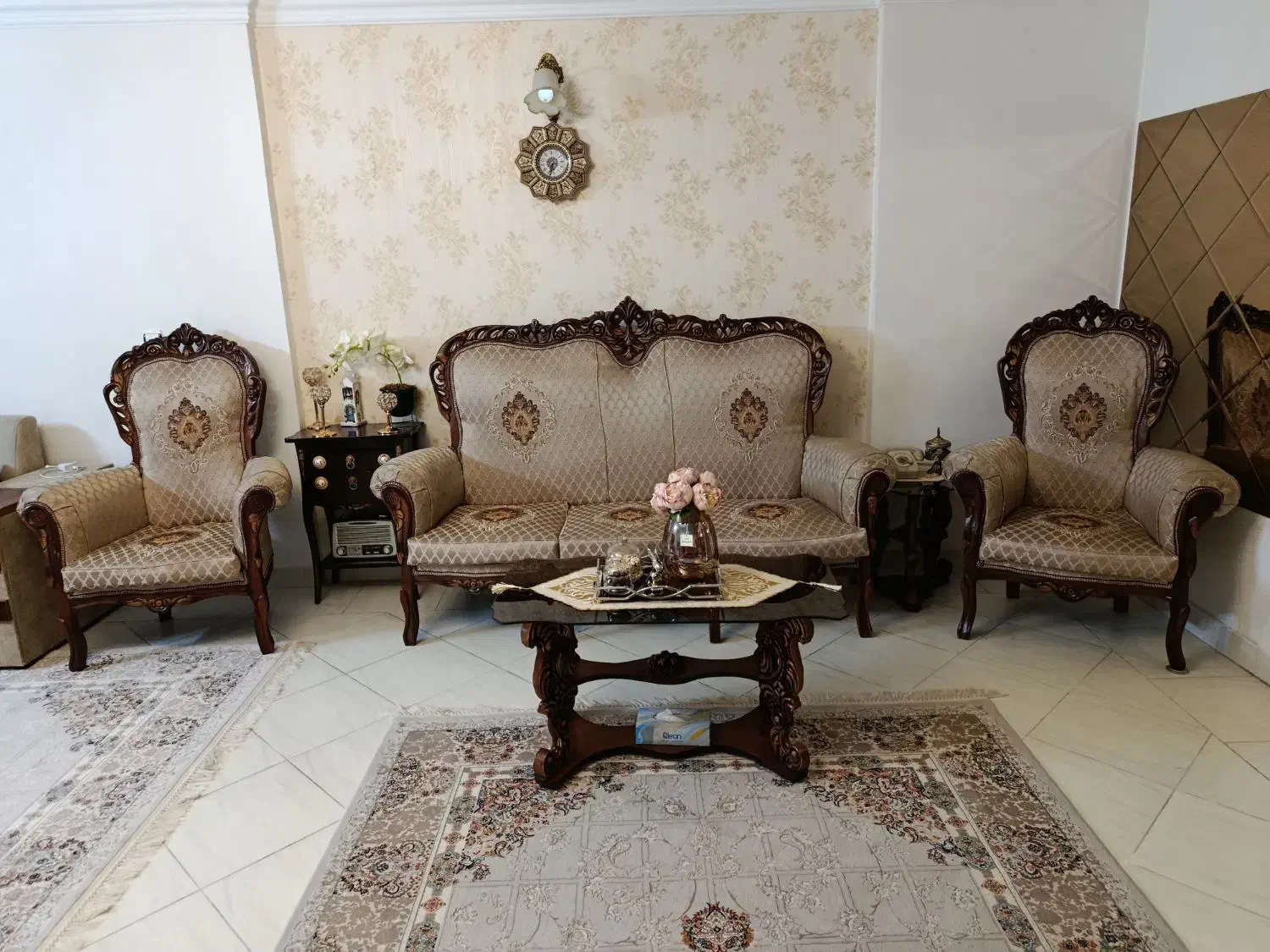مبل سلطنتی وراحتی|مبلمان خانگی و میز عسلی|قزوین, |دیوار