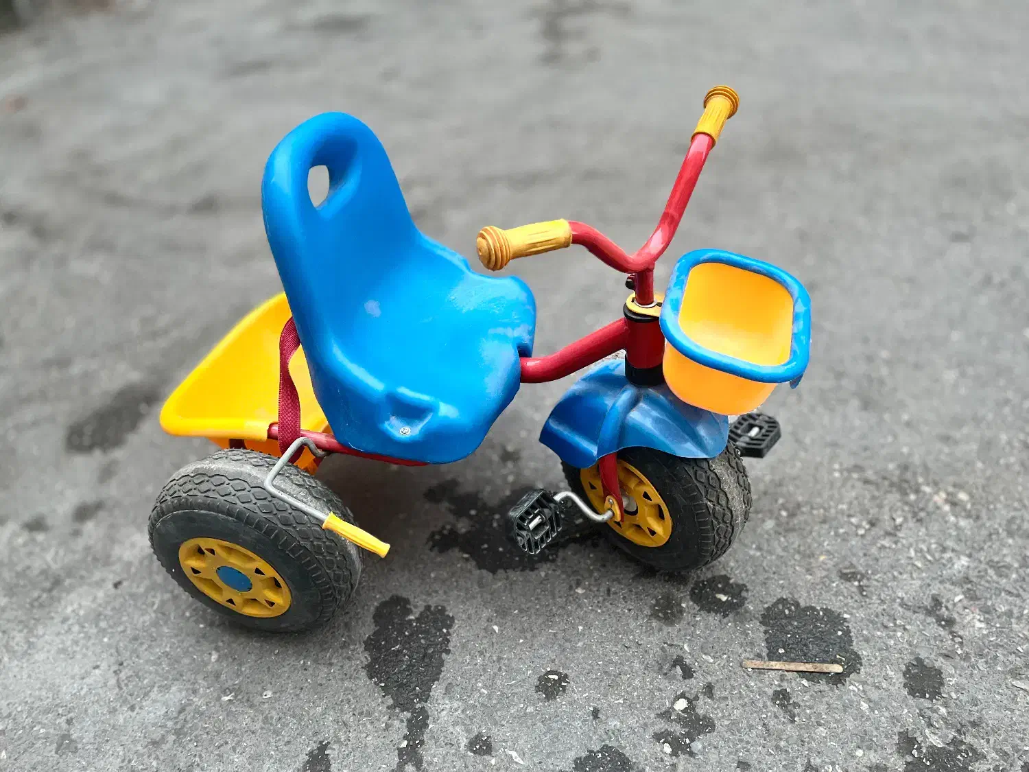 سه چرخه کودک|اسباب‌بازی بچه|ساری, |دیوار