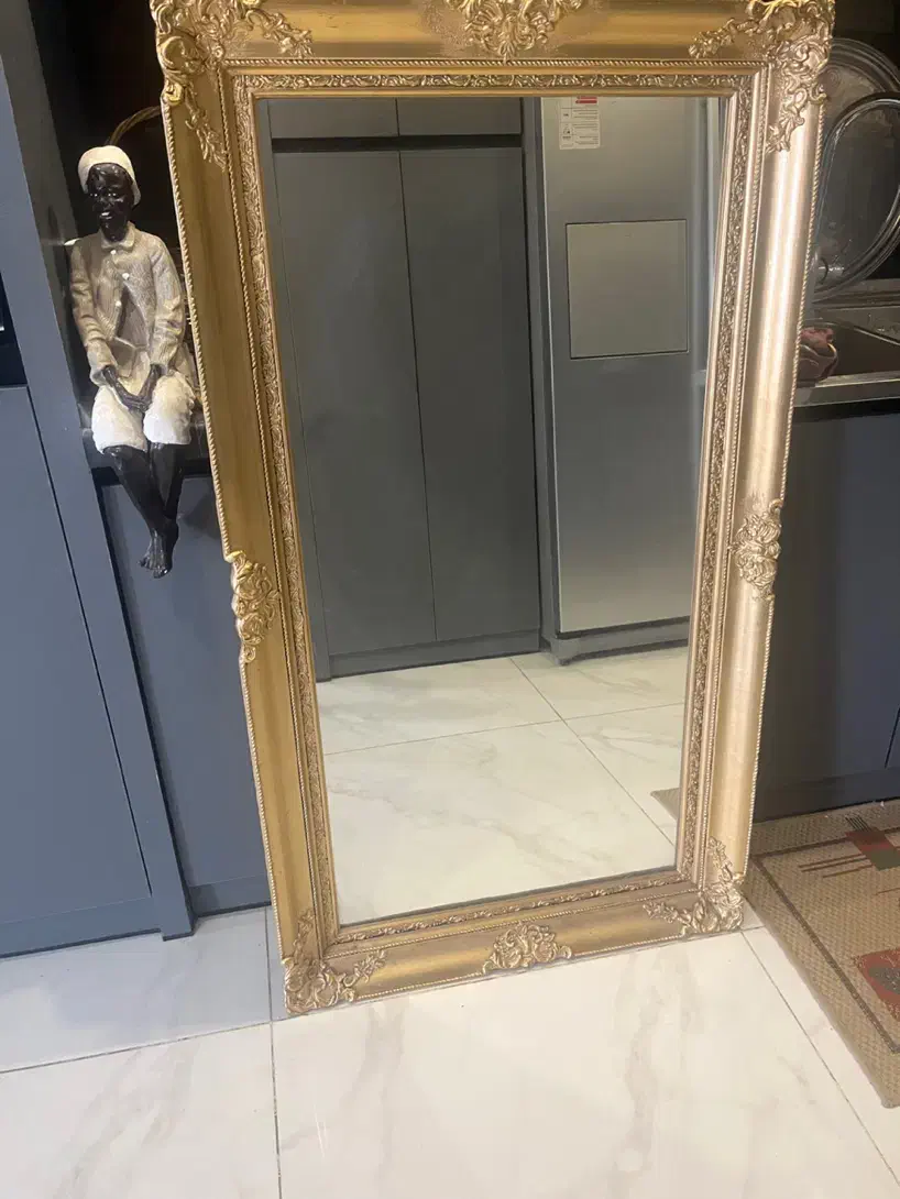 اینه قدی|آینه|اصفهان, خانه اصفهان|دیوار