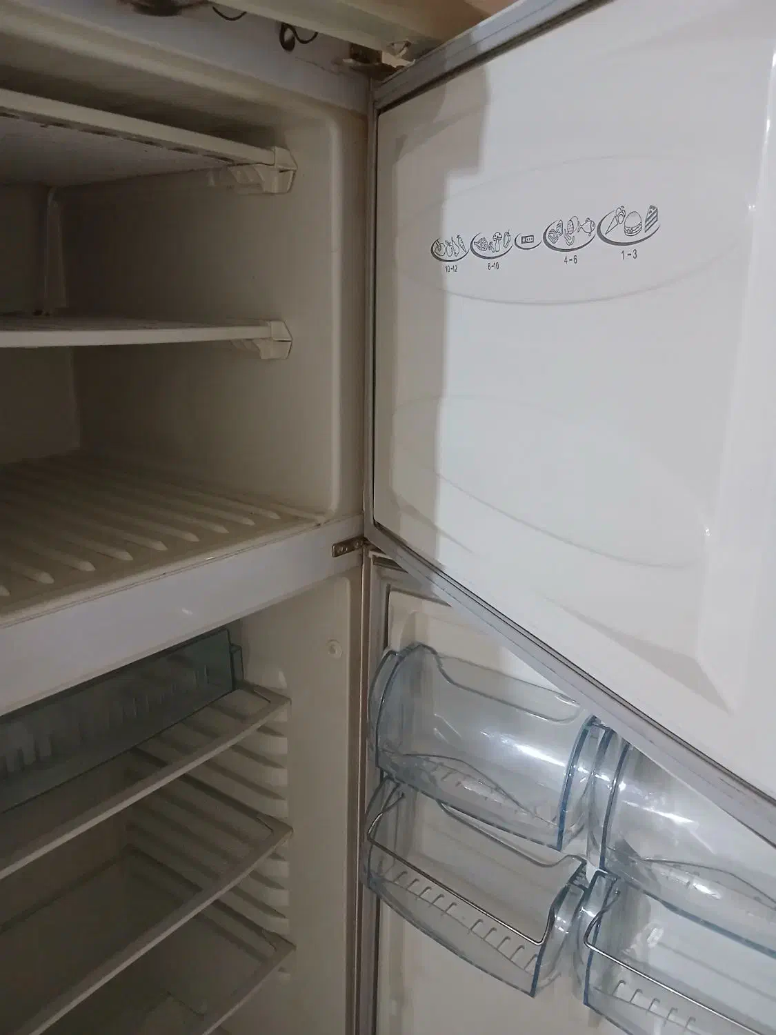 یخچال در حد تمیز فقط گاز میخواد|یخچال و فریزر|اسلامشهر, شهرک سعیدیه|دیوار