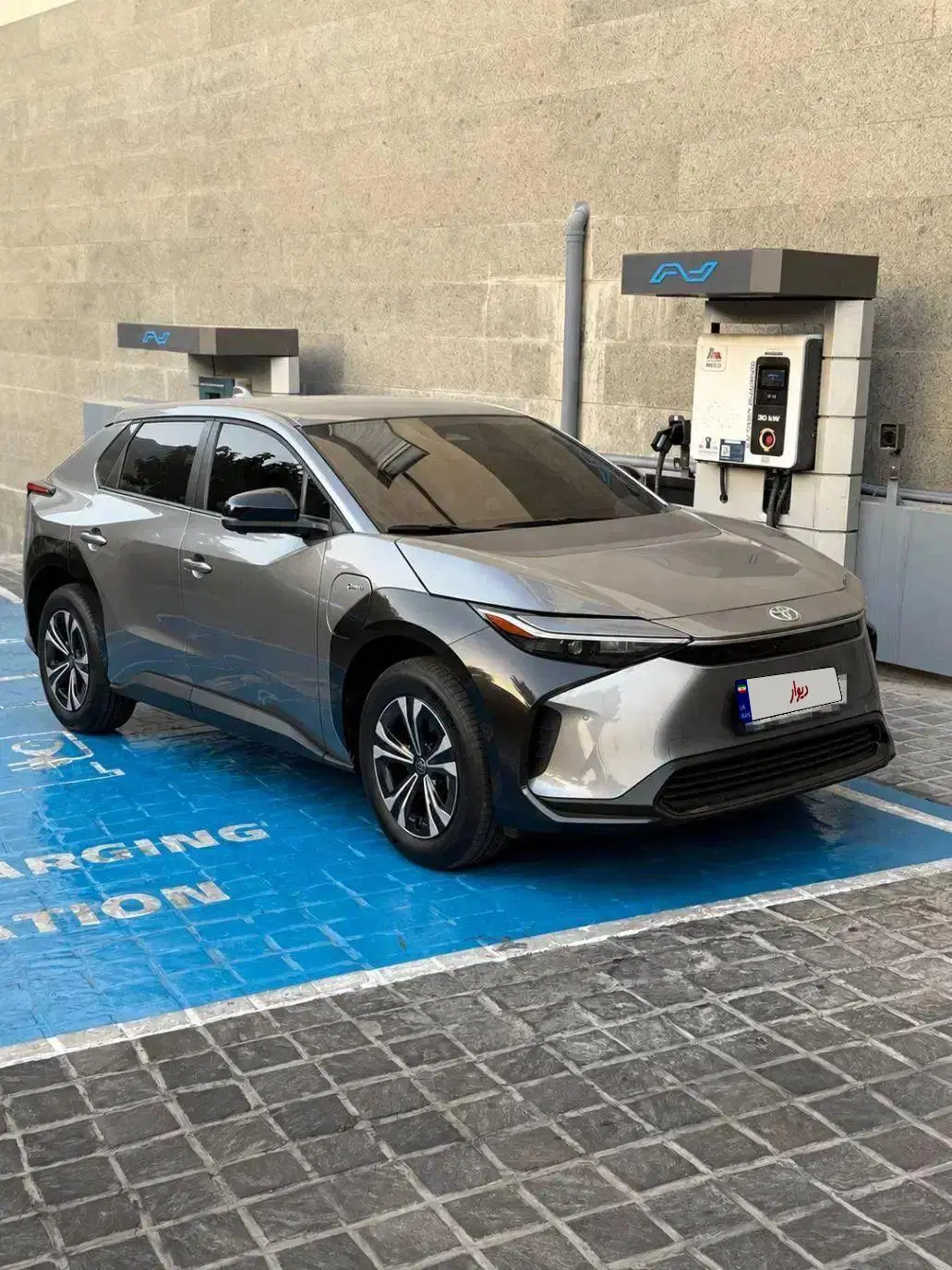 TOYOTA BZ4x pro|خودرو سواری و وانت|تهران, سعادت‌آباد|دیوار