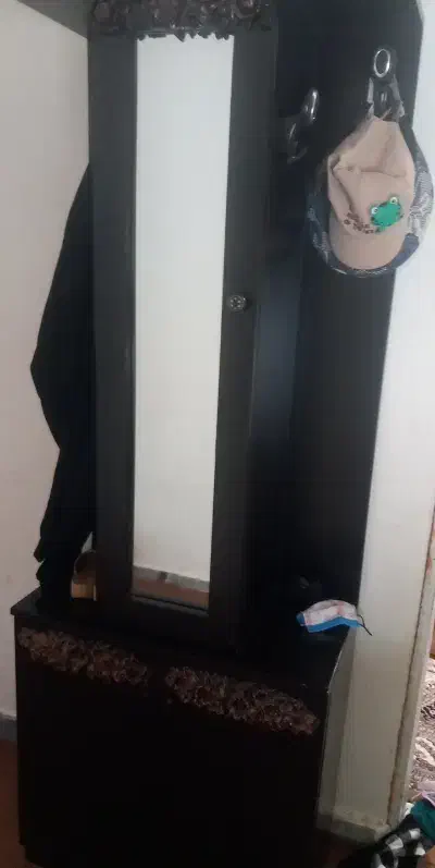 جاکفشی|جاکفشی، کمد، دراور|رزن, |دیوار