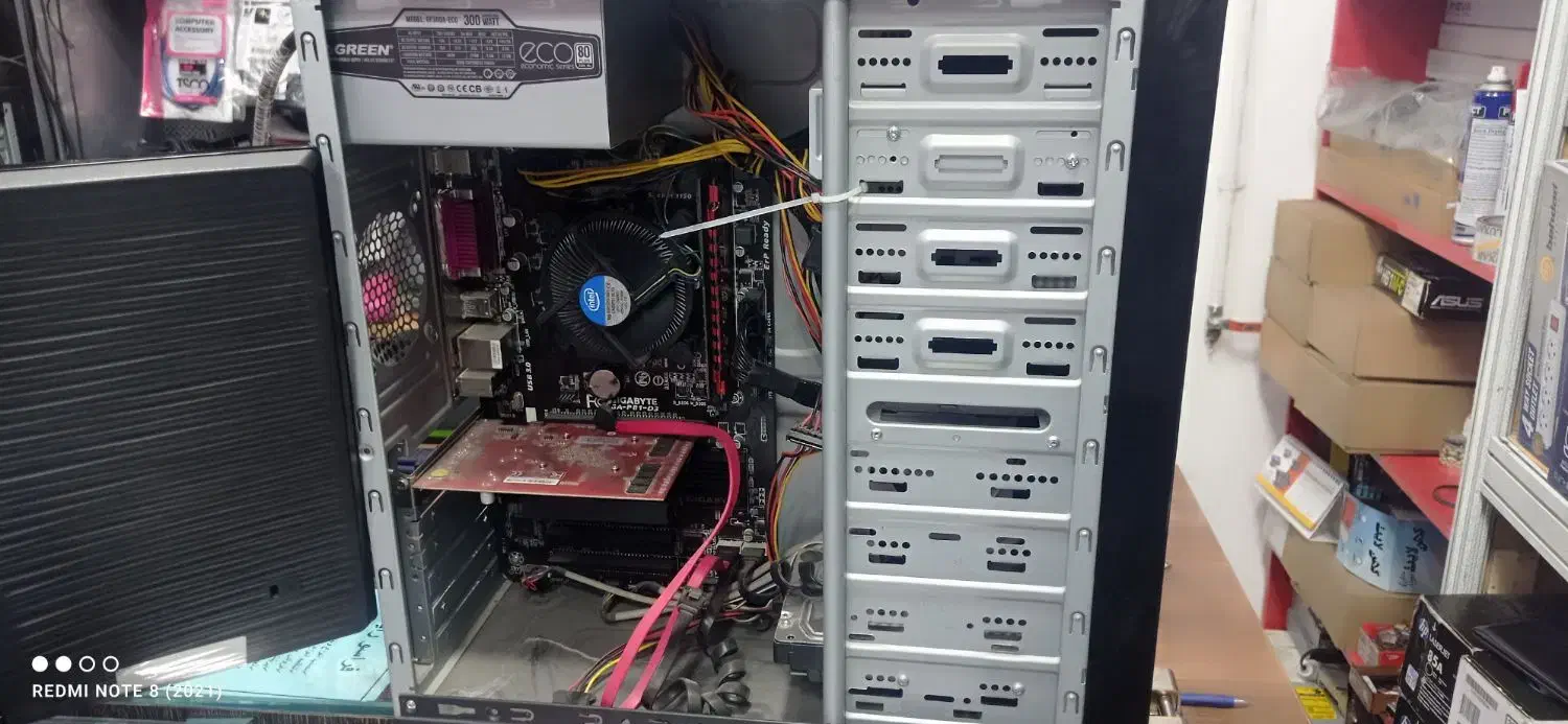 کیس ddr3همراه با مانیتور 20اینچ|رایانه رومیزی|شهرکرد, |دیوار