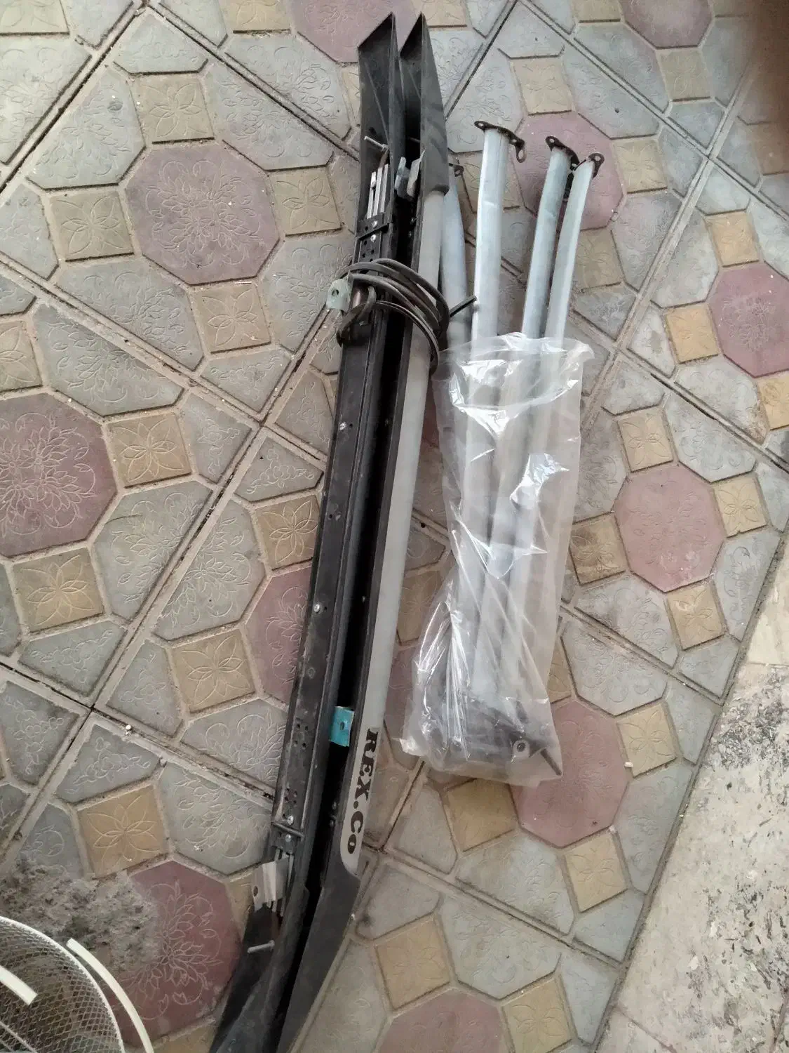 باربند پژو|قطعات یدکی و لوازم جانبی|مراغه, |دیوار