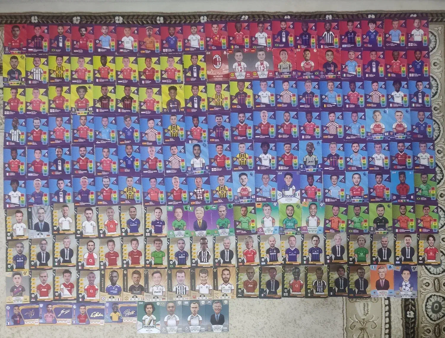 178 عدد کیمدی|اسباب‌‌بازی|صدرا-فارس, فاز ۱|دیوار