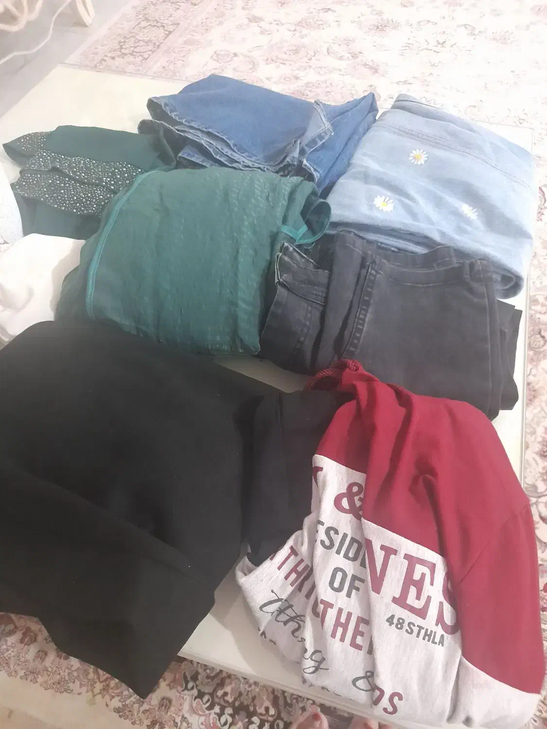 لباس زنانه|لباس|آبدانان, |دیوار