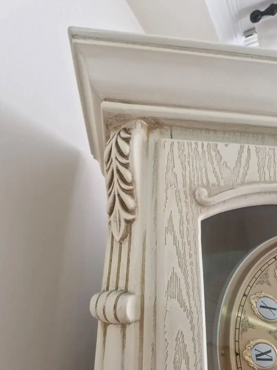 ساعت ایستاده کنار سالنی برند لوتوس اصل|ساعت دیواری و تزئینی|کرج, باغستان|دیوار