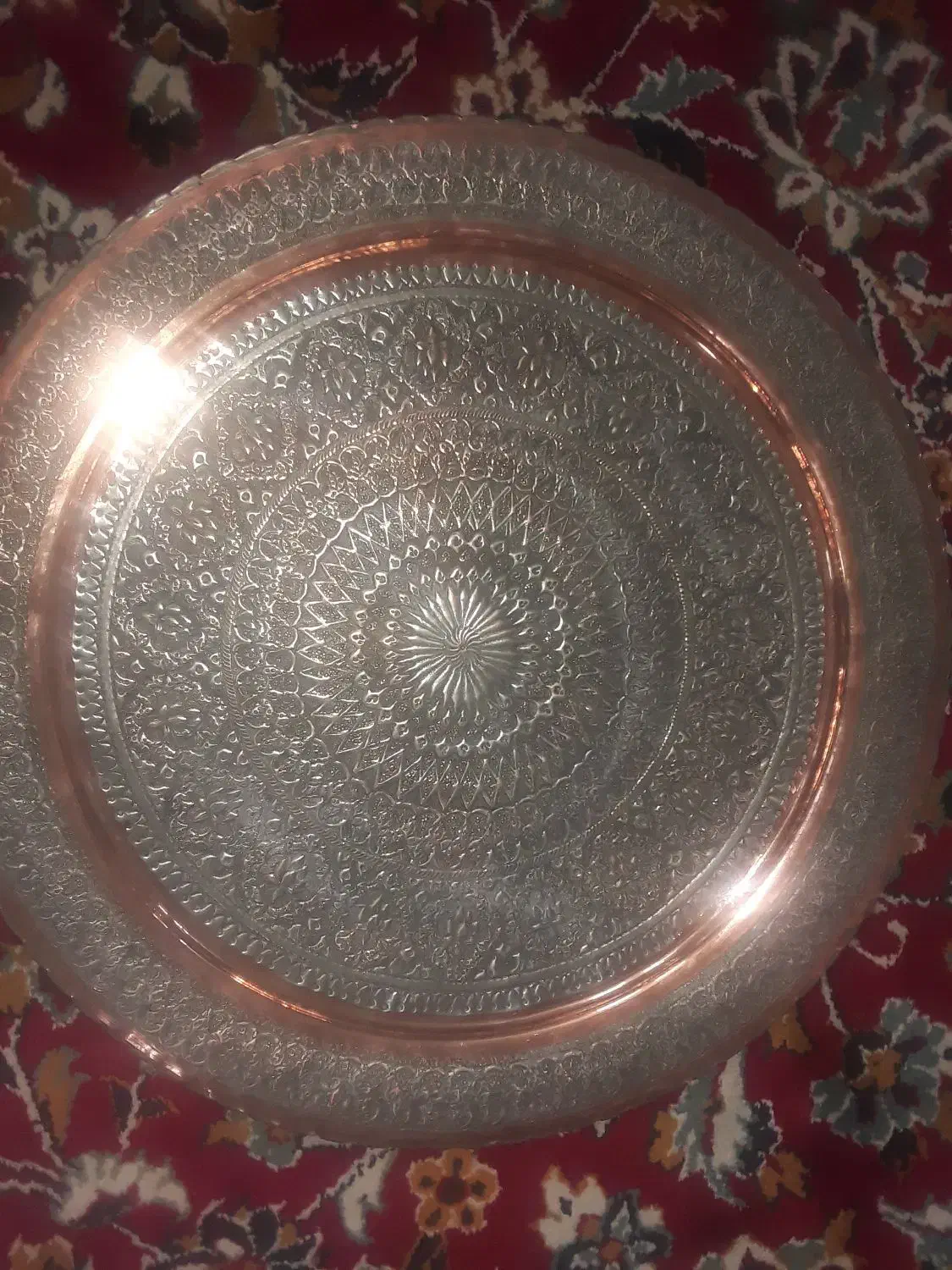 سینی تزیینی دیوار کوب تمام مس|کلکسیون اشیاء عتیقه|مشهد, امیرآباد|دیوار