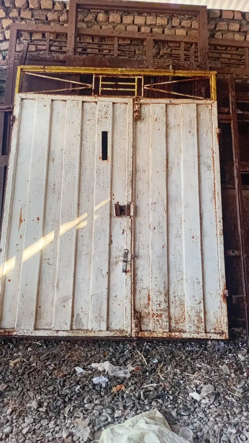 درب حیاط|مصالح و تجهیزات ساختمان|نیشابور, فضل|دیوار