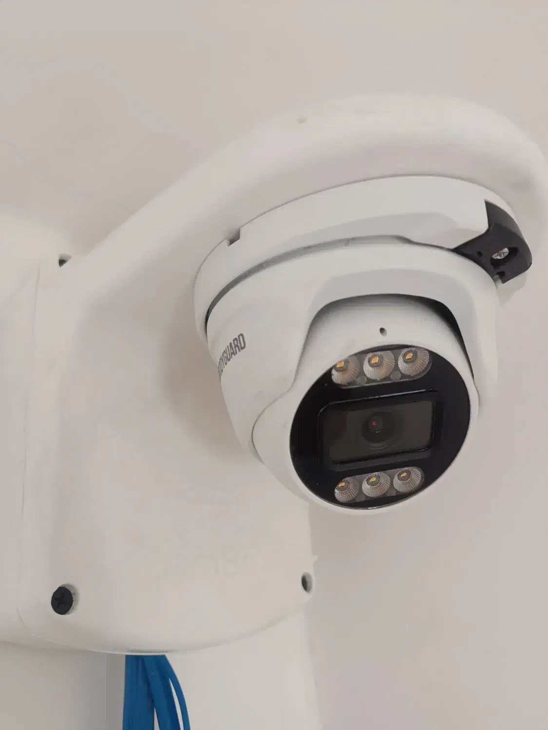 نصب و راه اندازی دوربین-دزدگیر-درب اتوماتیک|خدمات پیشه و مهارت|اراک, |دیوار