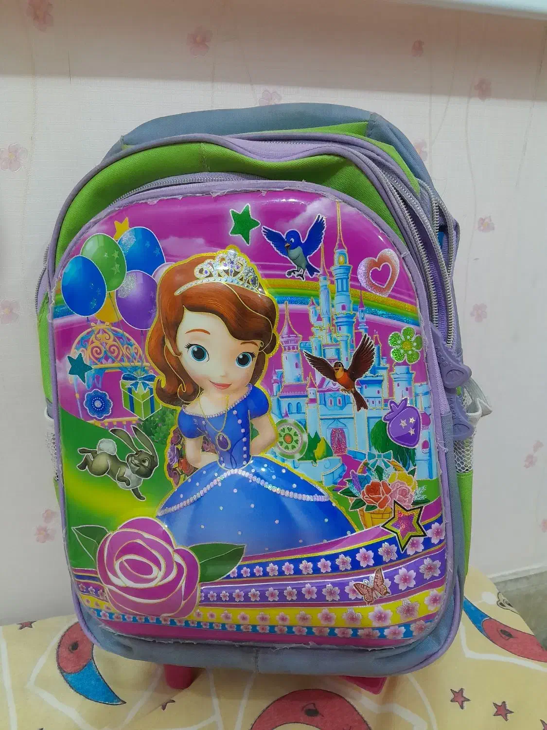 کیف مدرسه و کیف دختر بچه های کوچولو|کیف، کفش، کمربند|دوگنبدان, |دیوار