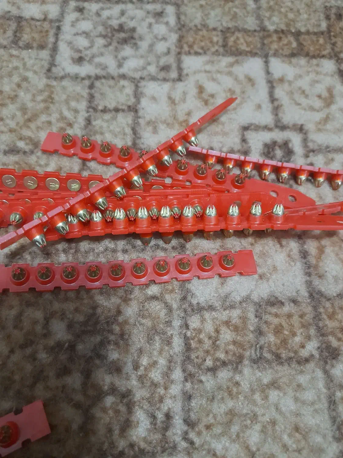 میخکوب باروتی|ابزارآلات|اسالم, |دیوار