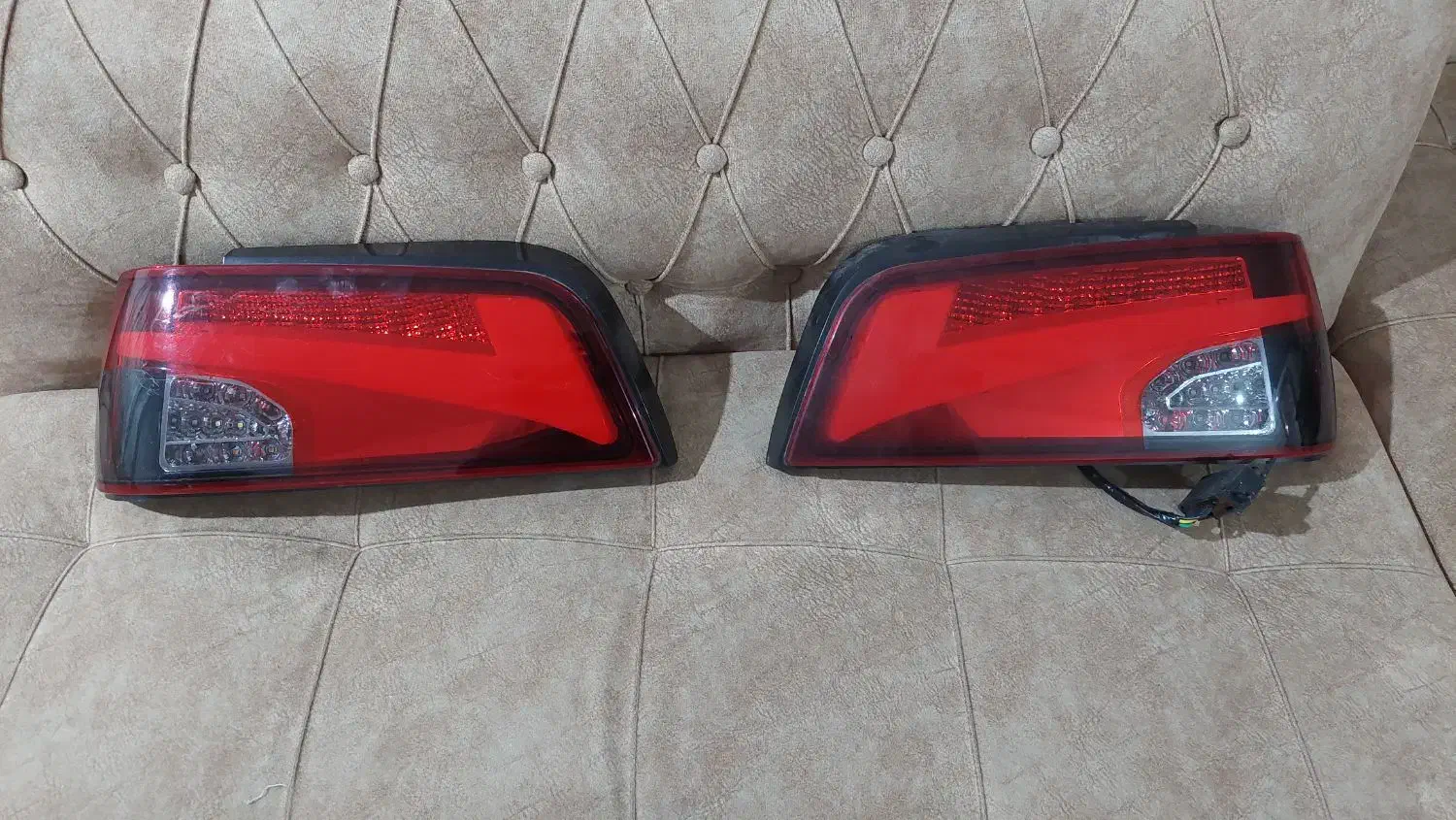 چراغ اسپرت پارس.قاب مانیتور پارس.رینگ۱۵فولادی|قطعات یدکی و لوازم جانبی|بندر ماهشهر, |دیوار