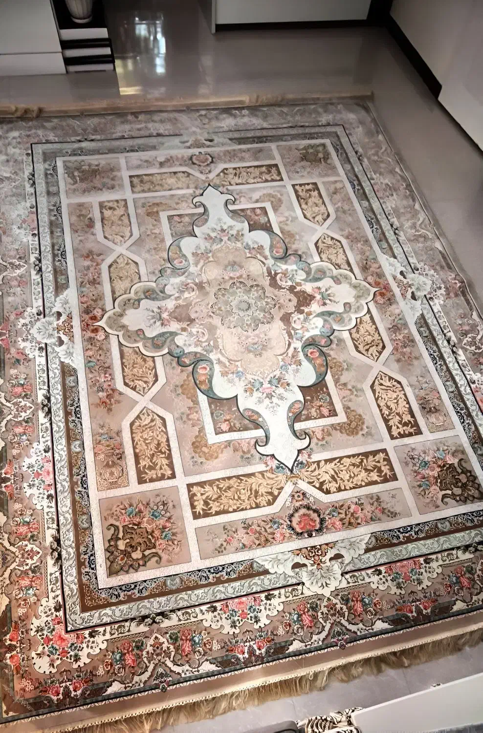 فرش ابریشم|فرش|آستانه اشرفیه, |دیوار