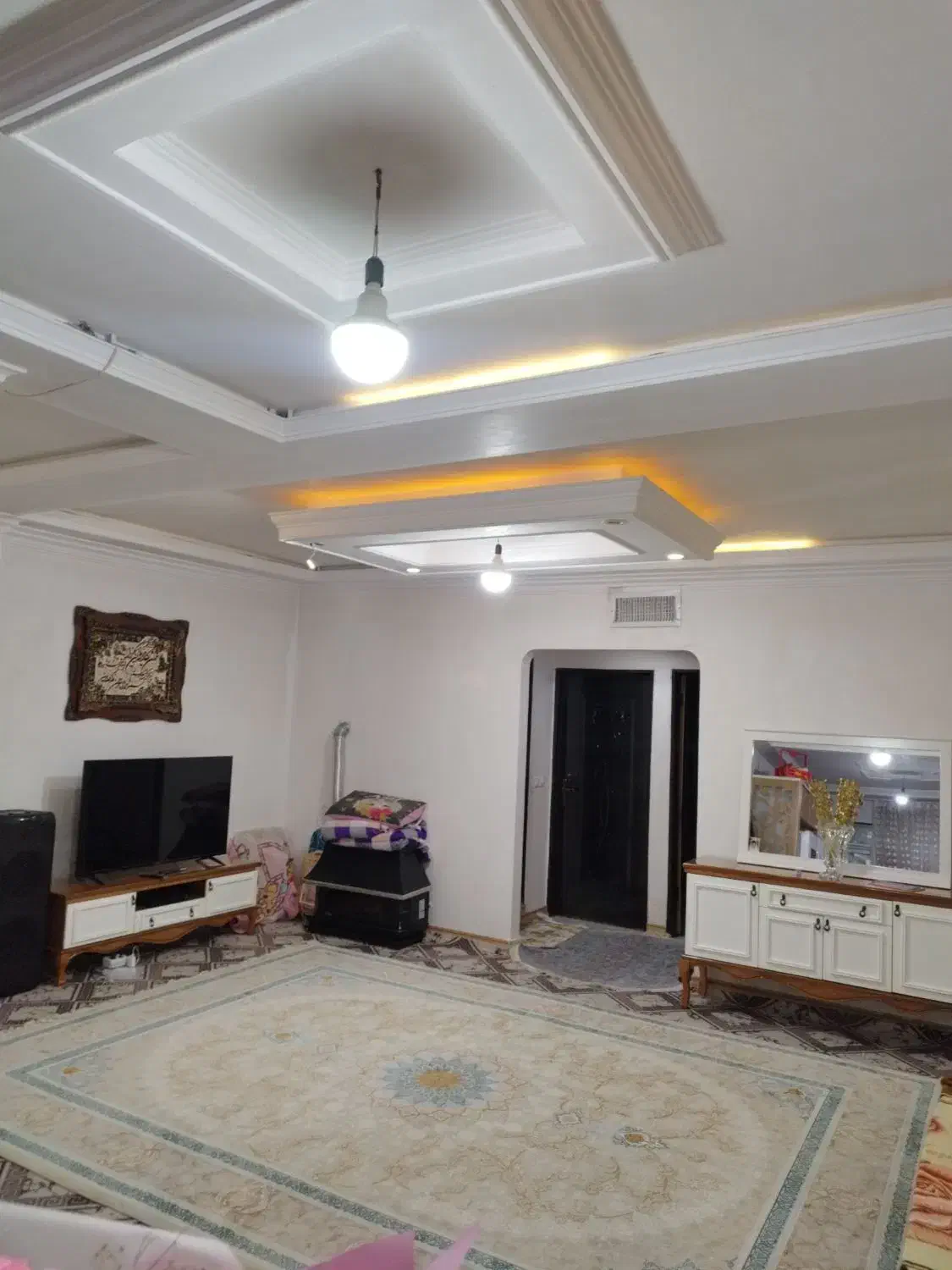 اجاره واحد 80متری تک واحدی صالحیه|اجارهٔ آپارتمان|بهارستان, |دیوار