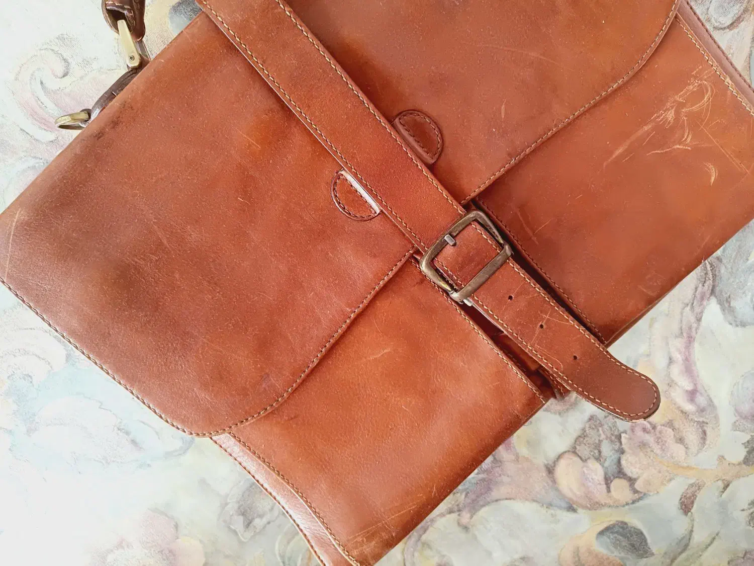 کیف تمام چرم گرم بالا|کیف، کفش، کمربند|اردبیل, |دیوار