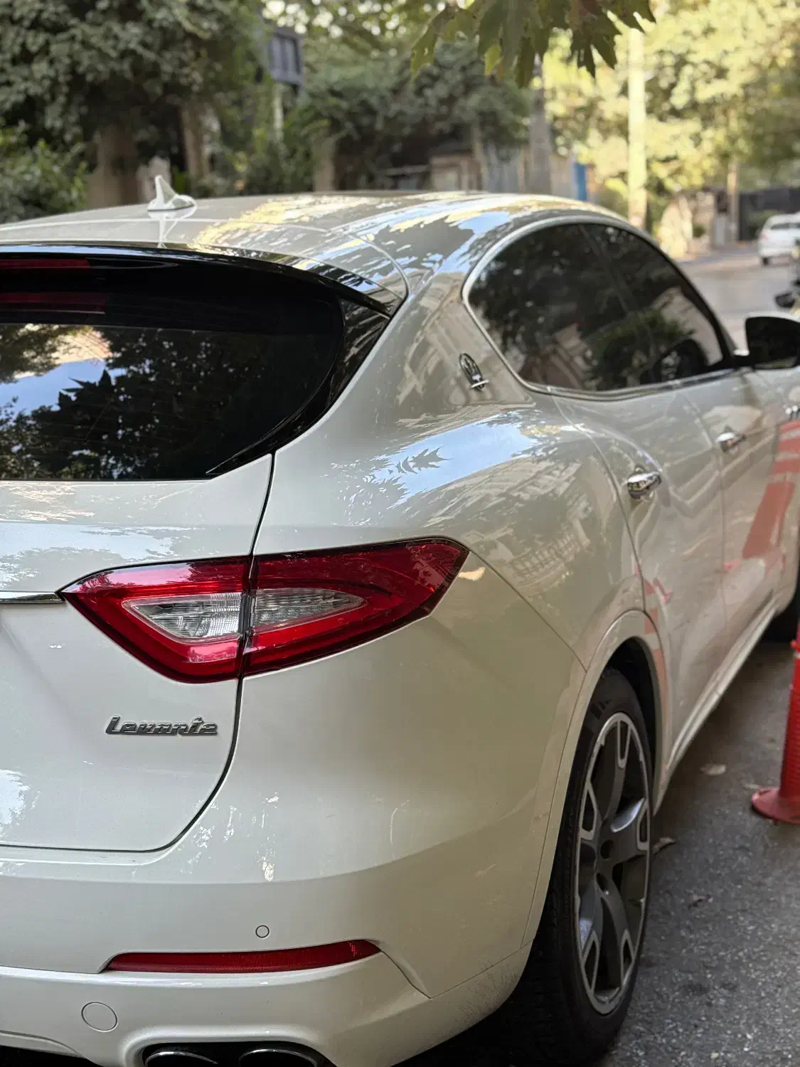 مازراتی لوانته 2017 گذر - امضای اصالت ایتالیایی|خودرو سواری و وانت|تهران, باغ فیض|دیوار