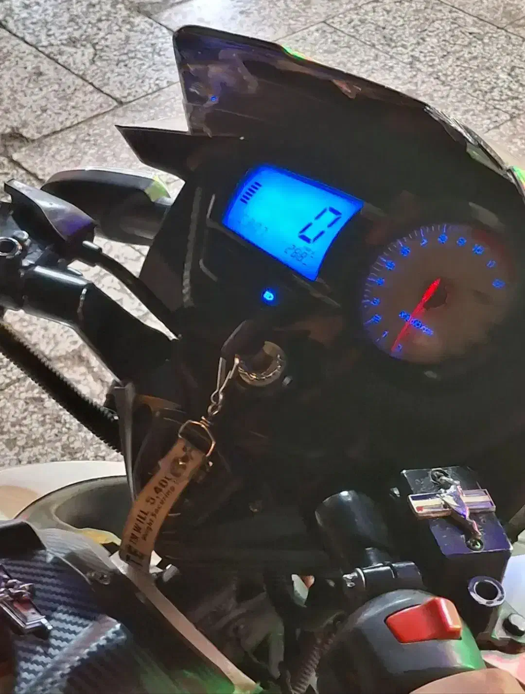 اپاچی. 180 طرح جدید مدل 89 مدارک تکمیل|موتورسیکلت|تربت‌حیدریه, آبشار|دیوار