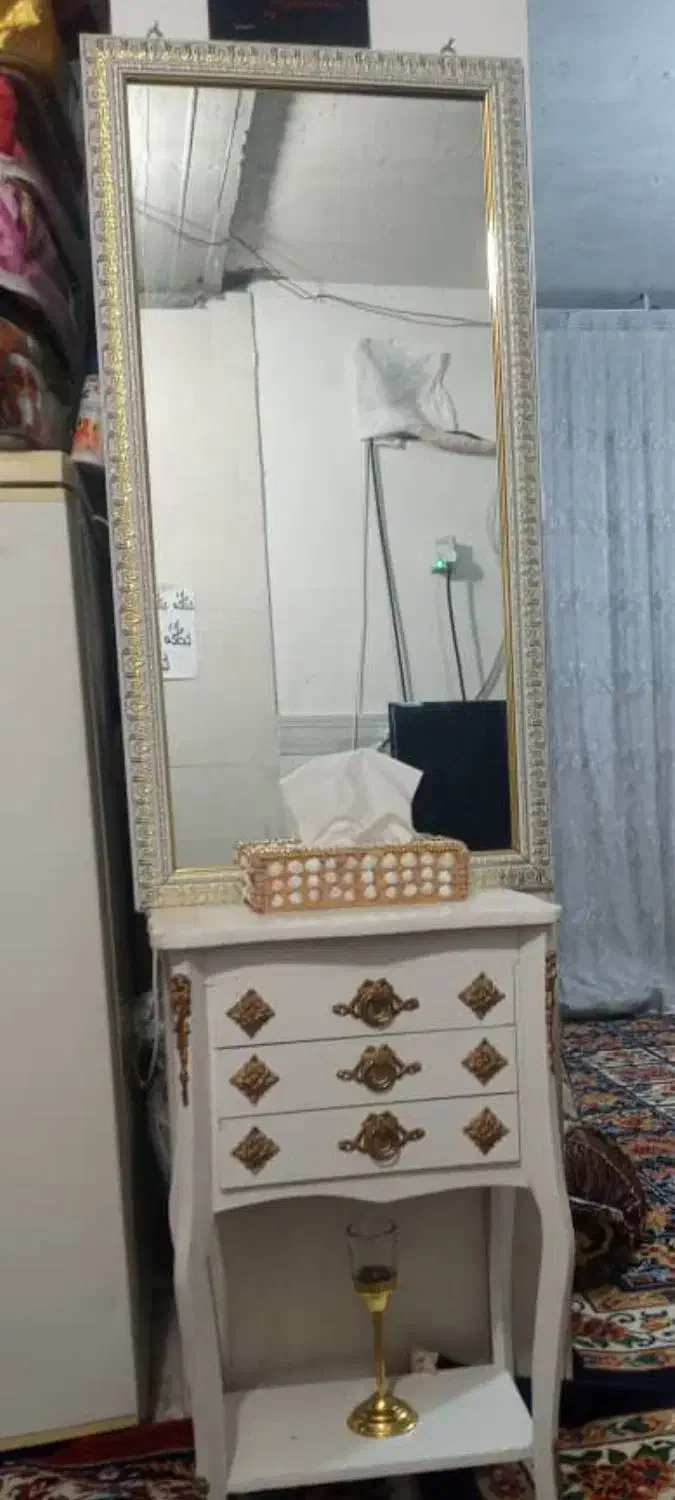 آینه کنسول، شیک و تر و تمیز|آینه|دهدشت, |دیوار