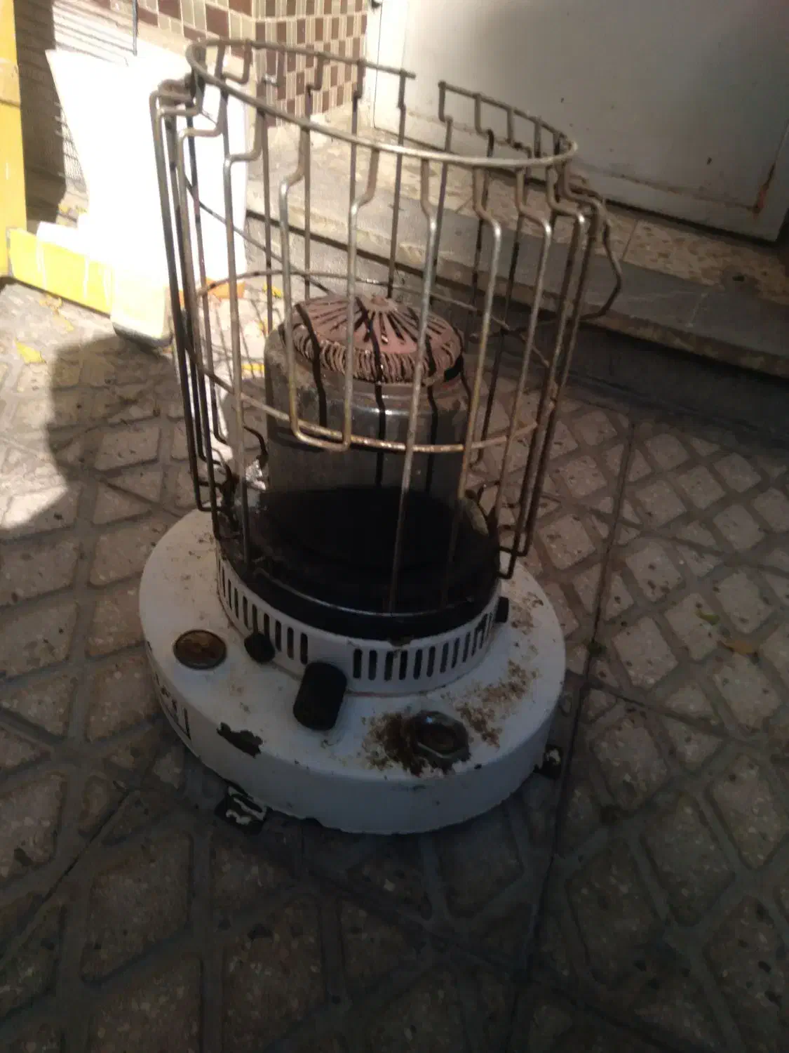 چراغ نفتی قدیمی|کلکسیون اشیاء عتیقه|قزوین, |دیوار