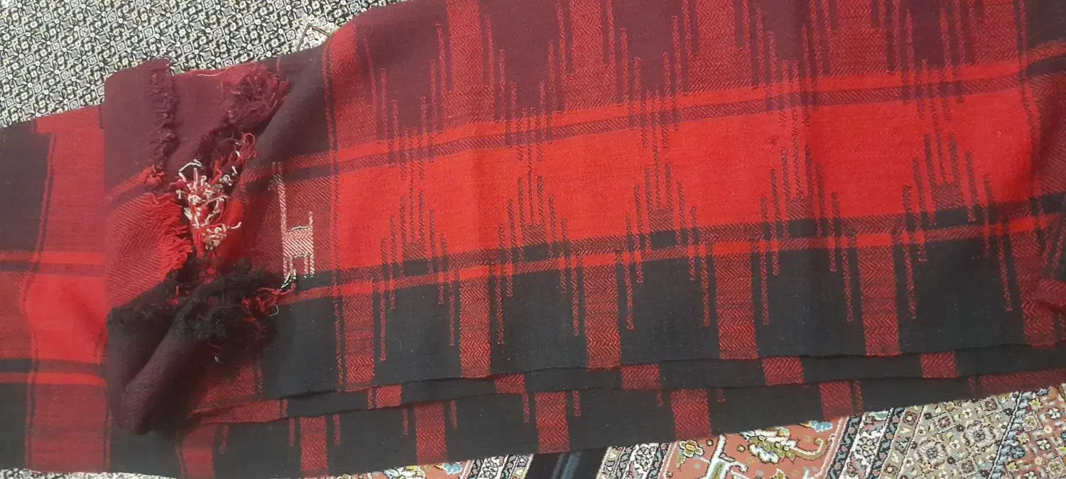 موج. اصیل کوردی نونو|گلیم، جاجیم، گبه|قصرشیرین, |دیوار