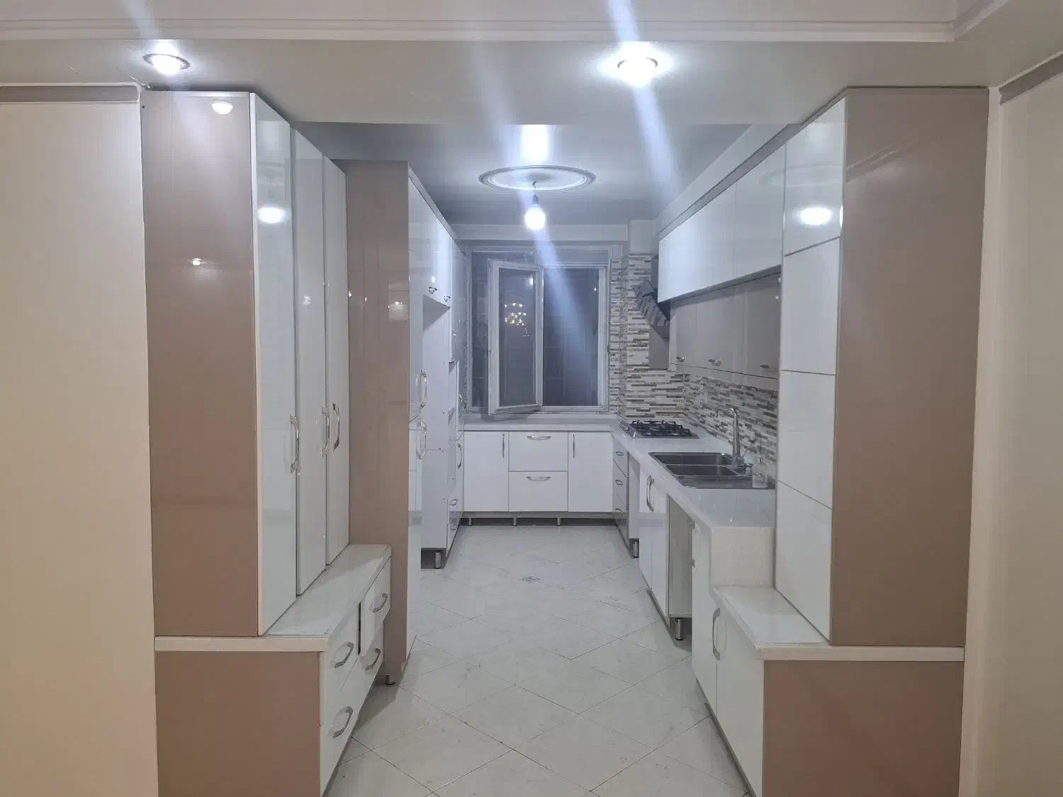 ۱۴۰ متر فول خیابان شورا