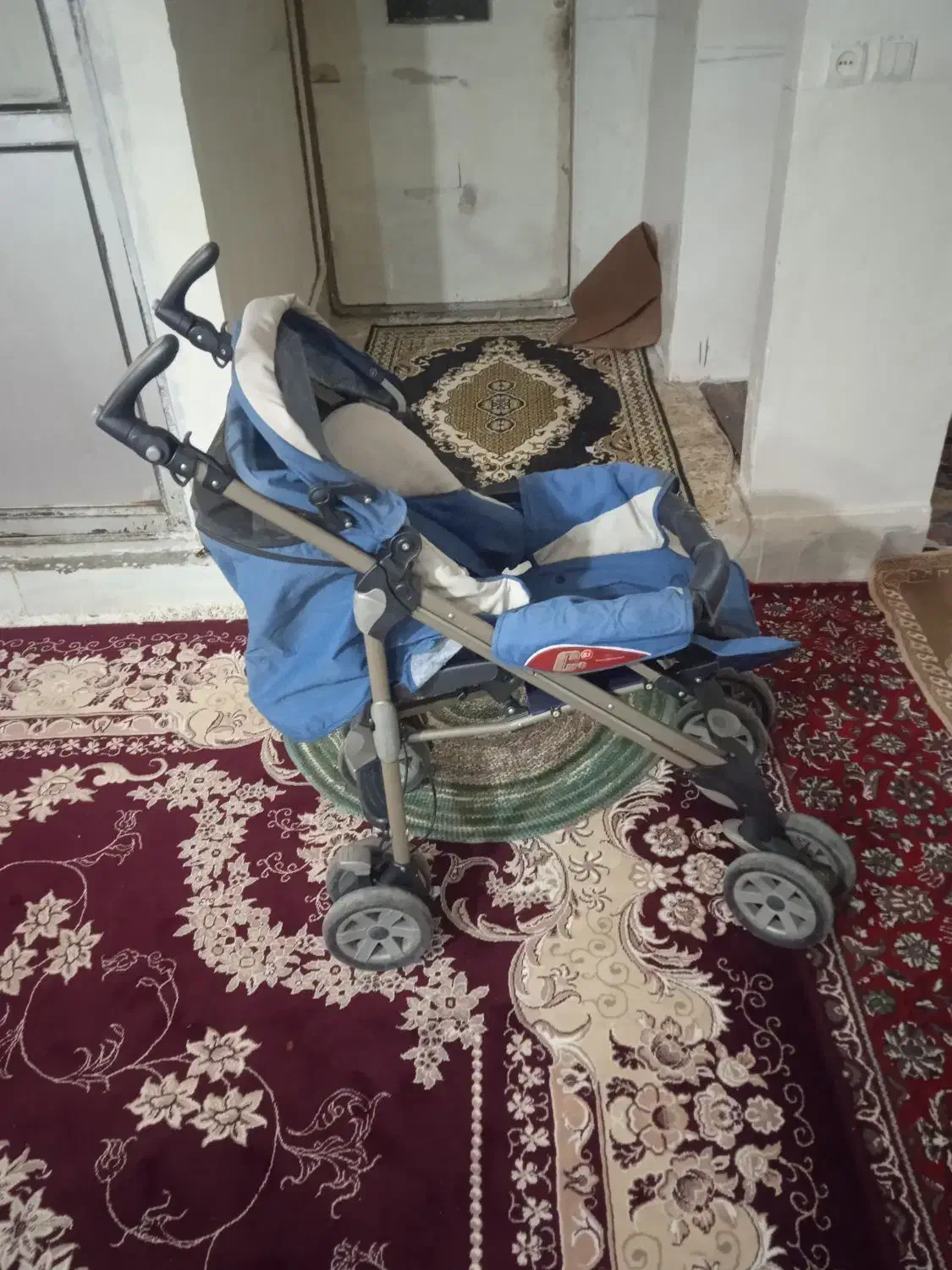 فروش کالسکه بچه|کالسکه و لوازم جانبی|نورآباد, |دیوار