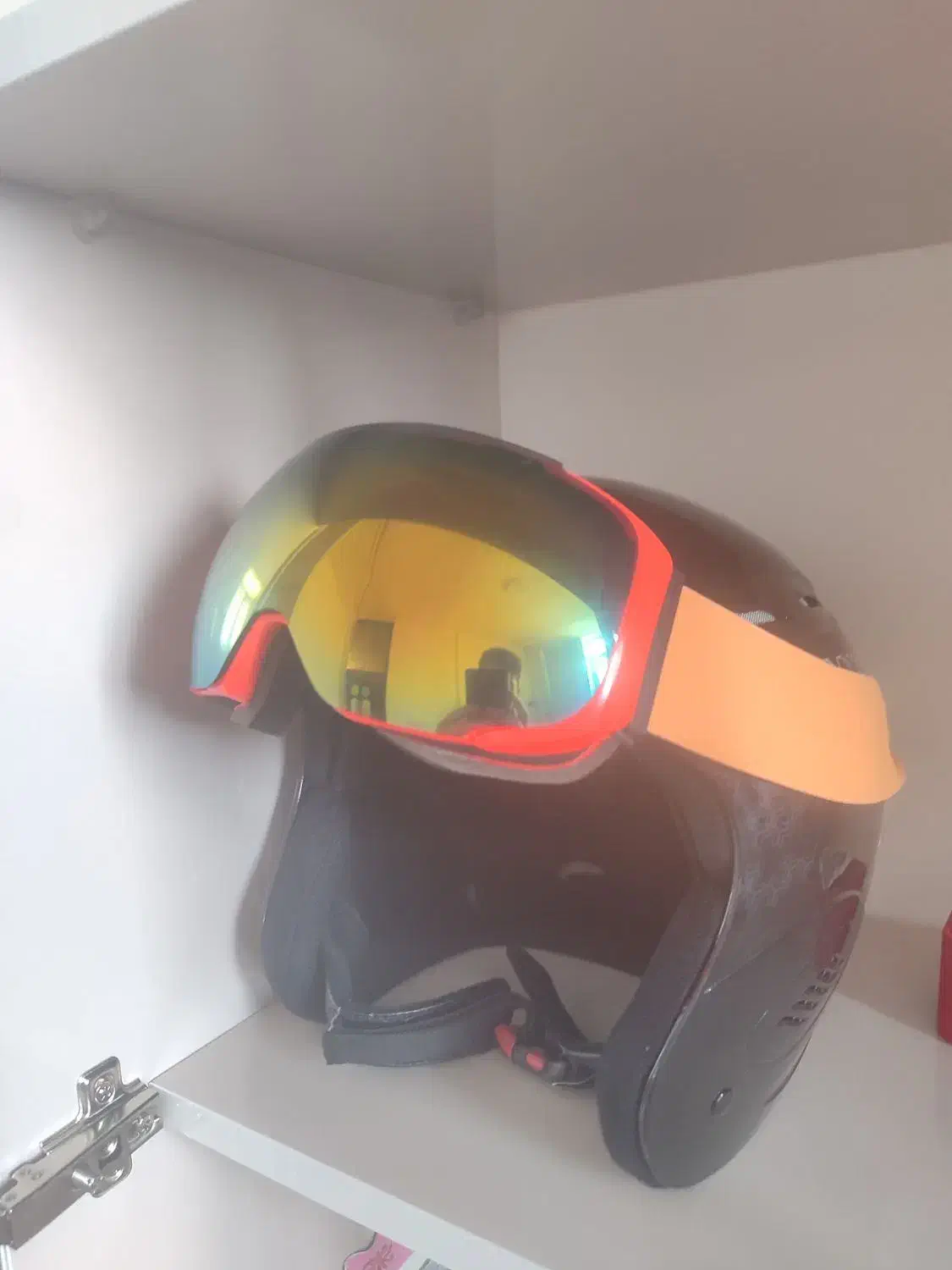 کلاه اسکی هلمت|ورزش‌های زمستانی|فریدونشهر, |دیوار