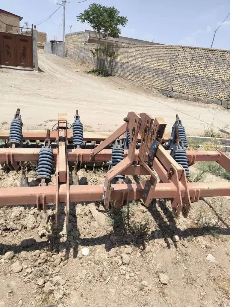 پنجه قازی|ابزارآلات|آشتیان, |دیوار