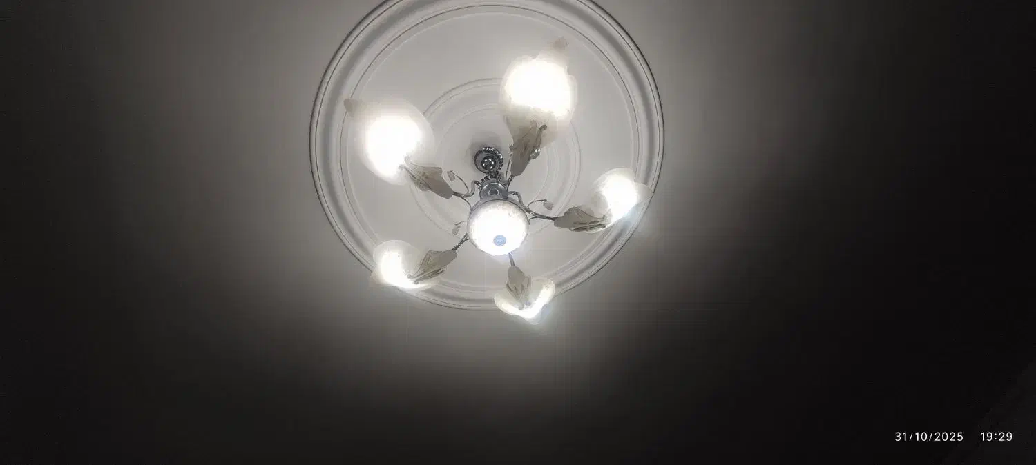 لوستر ۵ شعله سالم و در حد نو|لوستر و چراغ آویز|آبیک, |دیوار